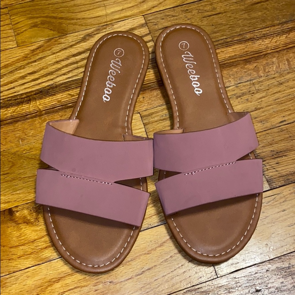 NWOT Open toe slide sandals (Mauve color)